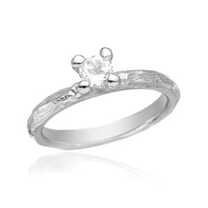 Smuk klassisk ring med kant