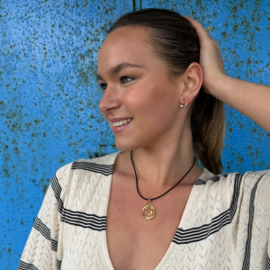 Halssmykke i forgyldt sølv