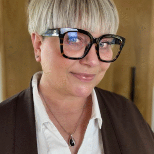 Smykke Æg med Hæmatit